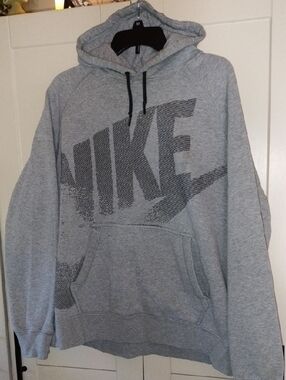 Nike VTG Grey Pullover Hoodie with Large Logo